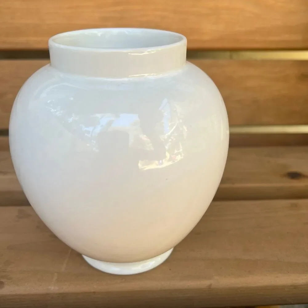 Vintage FTD white ceramic ginger jar blue butterflies